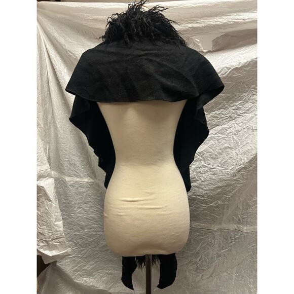 Black Furry Shawl, Half Fuzzy, Half Normal. about 100 inches, or 8 1/4 Feet Long - Picture 3 of 6